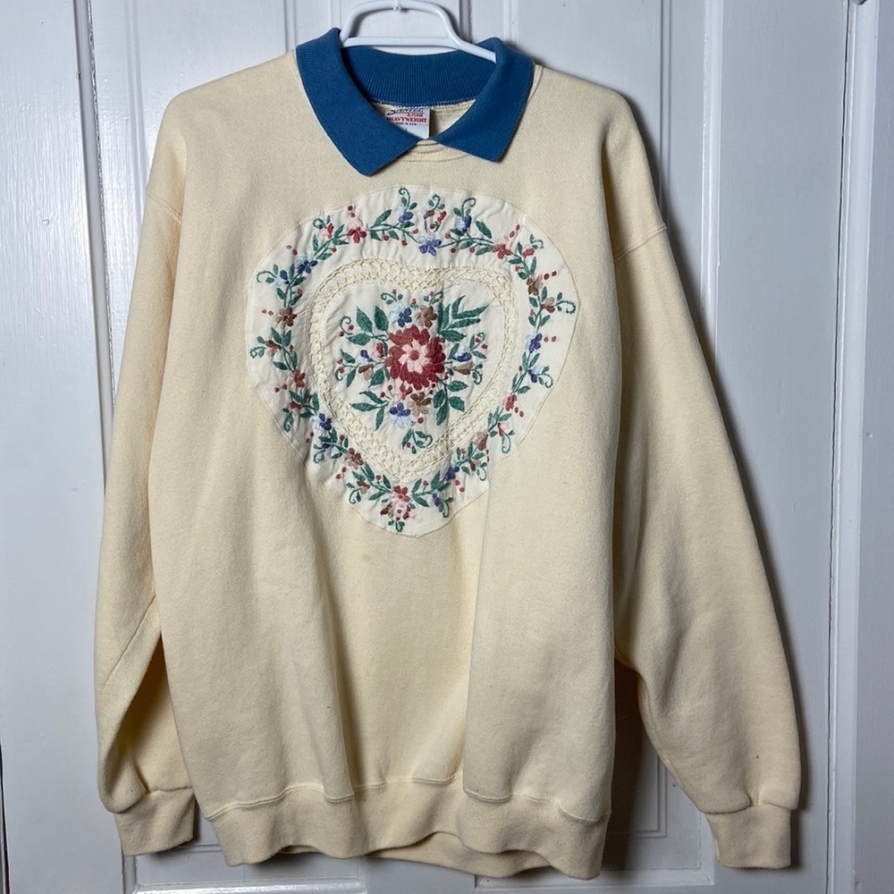 80s 90s Vintage Santee Cream Ivory Tapestry Heart Grandma Sweatshirt L Large